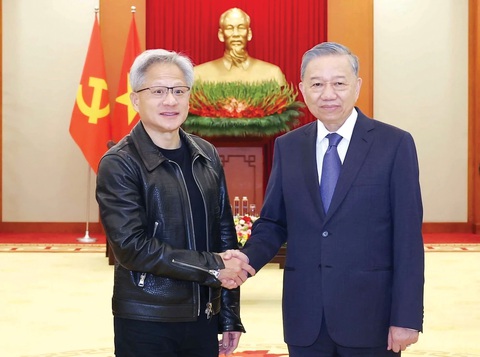 Đón 'đại bàng' công nghệ, cùng vào kỷ nguyên số - Ảnh 1. Đón 'đại bàng' công nghệ, cùng vào kỷ nguyên số - Ảnh 1.