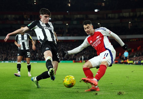 Arsenal và cơn đau đầu mang tên dứt điểm - Ảnh 1. Arsenal và cơn đau đầu mang tên dứt điểm - Ảnh 1.