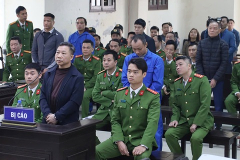 Ông Lưu Bình Nhưỡng bị đề nghị từ 13-15 năm 6 tháng tù - Ảnh 2. Ông Lưu Bình Nhưỡng bị đề nghị từ 13-15 năm 6 tháng tù - Ảnh 2.