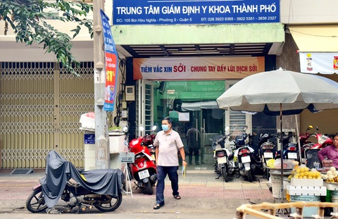 Ngăn 'chây ì' bồi thường bảo hiểm - Kỳ 3: Đại lý 'ngâm' hồ sơ, khách mòn mỏi chờ - Ảnh 2. Ngăn 'chây ì' bồi thường bảo hiểm - Kỳ 3: Đại lý “ngâm” hồ sơ, khách mòn mỏi chờ - Ảnh 2.