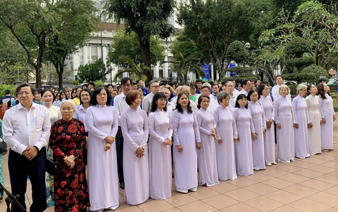 Sáng mãi ngọn lửa Trần Văn Ơn - Ảnh 4. Sáng mãi ngọn lửa Trần Văn Ơn - Ảnh 4.