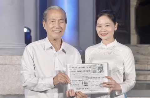 Sáng mãi ngọn lửa Trần Văn Ơn - Ảnh 3. Sáng mãi ngọn lửa Trần Văn Ơn - Ảnh 3.