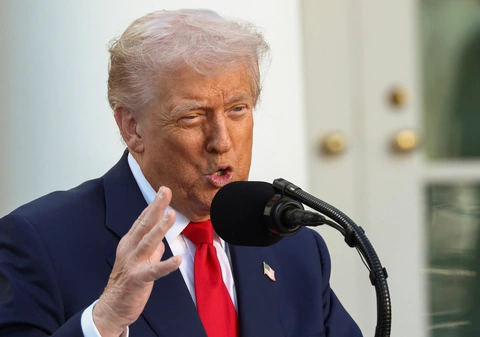 Ông Trump: 'Mỹ phải thận trọng với Trung Quốc' - Tuổi Trẻ Online