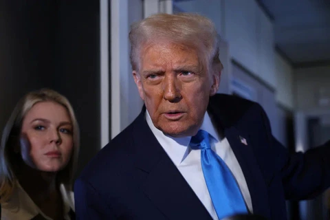 Ông Trump thừa nhận Hiến pháp Mỹ không cho phép ông tranh cử nhiệm kỳ ba -  Tuổi Trẻ Online