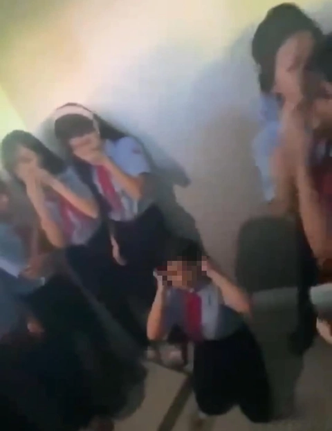 Clip Quay Lén Gái Xinh Tắm - Hiện Tượng Đáng Báo Động Trong Xã Hội Hiện Nay