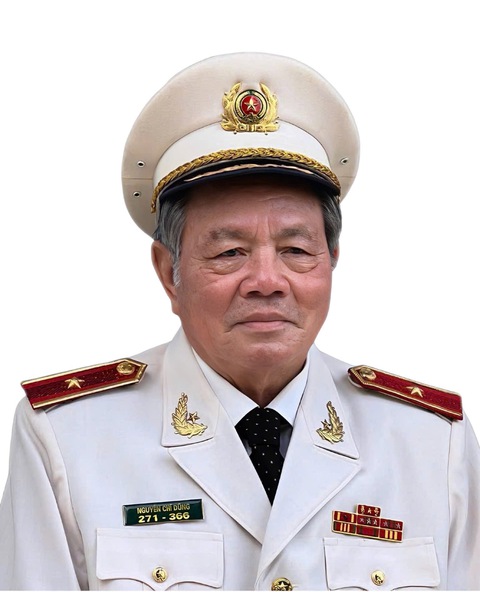 Thiu tng Nguyn Ch Dng, nguyn Gim c Cng an TP.HCM, t trn - Tui  Tr Online