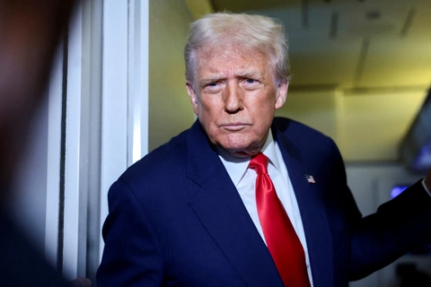 Ông Trump yêu cầu điều tra loạt nhân vật cấp cao giữa sức ép vụ 'tỉ phú ấu dâm' Epstein - Tuổi Trẻ Online