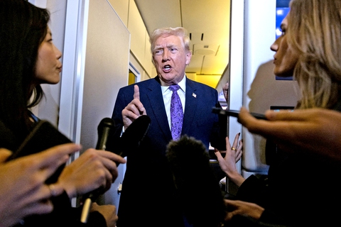 Ông Trump nói không có lệnh 'giết hết' với tàu nghi chở ma túy ở Caribê -  Tuổi Trẻ Online