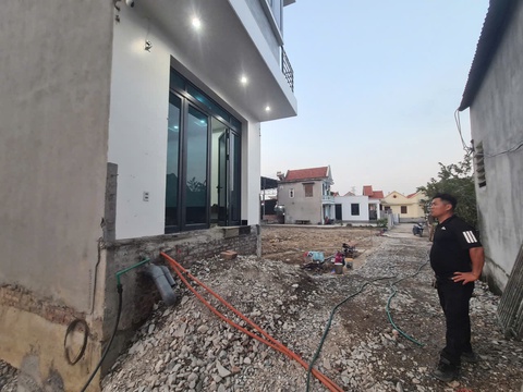 Vụ xây nhầm nhà trên đất người khác: Ông Đỗ Văn Hữu gửi đơn tố cáo dấu hiệu lừa đảo và trốn thuế - Ảnh 1.