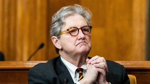 Kh&ocirc;ng c&oacute; chuyện Thượng viện Mỹ th&ocirc;ng qua 'Đạo luật sinh ra tại Mỹ' - Tuổi  Trẻ Online