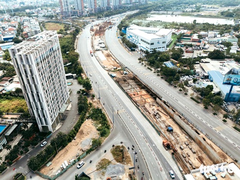 Tỉ phú Mỹ đề xuất quỹ đầu tư mới ở Việt Nam - Ảnh 1. Tỉ phú Mỹ đề xuất quỹ đầu tư mới ở Việt Nam - Ảnh 1.