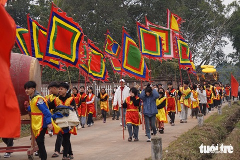 Hội phết Hiền Quan 7 năm không có cướp phết, nhiều người dân bất bình - Ảnh 2. Hội phết Hiền Quan không có cướp phết, nhiều người thất vọng - Ảnh 2.