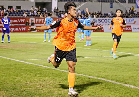 Tuyển Việt Nam đá giao hữu Campuchia: Chạy đà cho vòng loại Asian Cup 2027 - Ảnh 1. Tuyển Việt Nam đá giao hữu Campuchia: Chạy đà cho vòng loại Asian Cup 2027 - Ảnh 1.