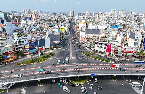 Cửa ngõ TP.HCM từ Hàng Xanh đến Bình Triệu: Chờ cú hích TOD chỉnh trang đô thị - Ảnh 1. Cửa ngõ TP.HCM từ Hàng Xanh đến Bình Triệu: Chờ cú hích TOD chỉnh trang đô thị - Ảnh 1.