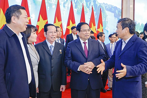 'Khám phá' trụ cột tăng trưởng trên 8% - Ảnh 3. 'Khám phá' trụ cột tăng trưởng trên 8% - Ảnh 3.