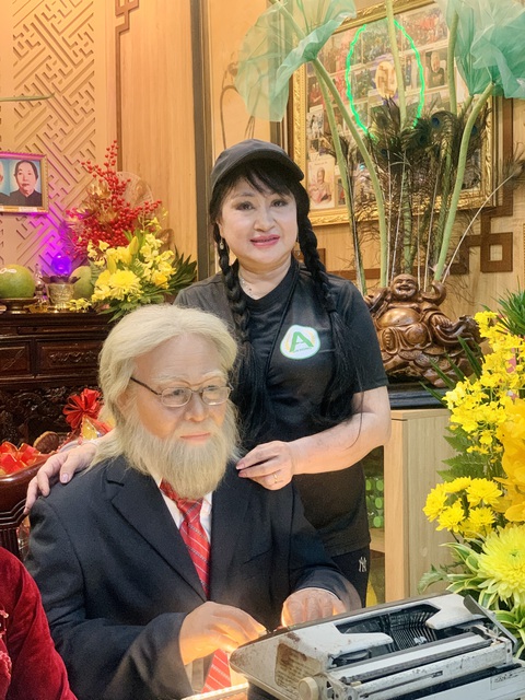 Người nghèo nghe nhạc, nhận quà dịp giỗ lần thứ 20 của nhạc sĩ Bắc Sơn - Ảnh 4. Người nghèo nghe nhạc, nhận quà dịp giỗ lần thứ 20 của nhạc sĩ Bắc Sơn - Ảnh 4.