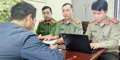 Tung tin xấu, độc trên mạng: cần nghiêm trị - Ảnh 1. Tung tin xấu, độc trên mạng: cần nghiêm trị - Ảnh 1.