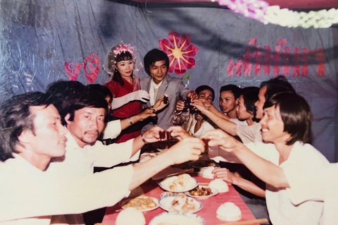 Ra giêng anh cưới em - Kỳ 6: Đám cưới tưng bừng ở Bình Định hồi đầu đổi mới - Ảnh 4. Ra giêng anh cưới em - Kỳ 6: Đám cưới tưng bừng ở Bình Định hồi đầu đổi mới - Ảnh 4.
