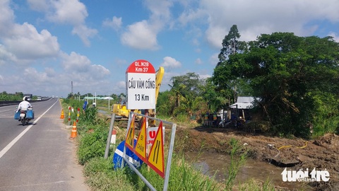Đồng Tháp cho doanh nghiệp thuê đất mặt nước khai thác cát - Ảnh 2.