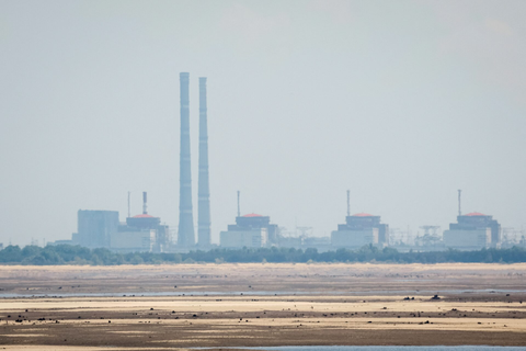 IAEA hoãn luân chuyển thanh sát viên; Nga, Ukraine đổ lỗi nhau - Ảnh 1. IAEA hoãn luân chuyển thanh sát viên, Nga và Ukraine đổ lỗi nhau - Ảnh 1.