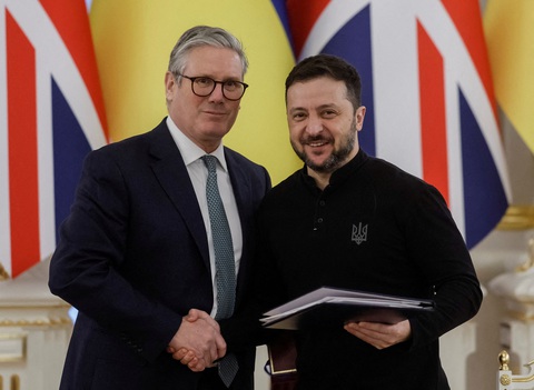 Thủ tướng Anh ủng hộ 'con đường không thể đảo ngược' Ukraine vào NATO - Ảnh 1. Thủ tướng Anh ủng hộ 'con đường không thể đảo ngược' Ukraine vào NATO - Ảnh 1.