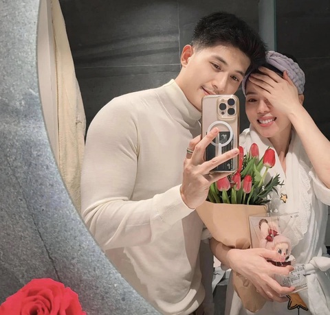 Ngô Thanh Vân, Lệ Quyên khoe quà Valentine, MLee xác nhận chia tay ngày lễ tình nhân - Ảnh 2. Ngô Thanh Vân, Lệ Quyên khoe quà Valentine, MLee xác nhận chia tay ngày lễ tình nhân - Ảnh 3.