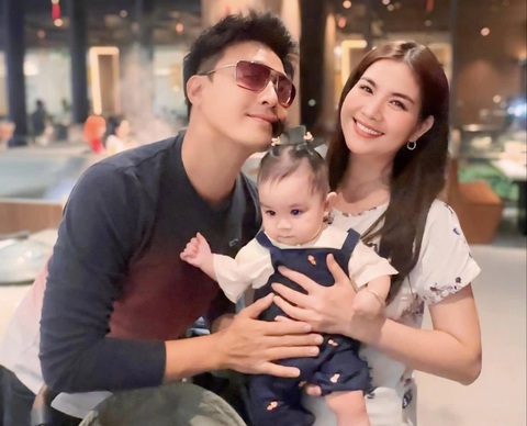 Ngô Thanh Vân, Lệ Quyên khoe quà Valentine, MLee xác nhận chia tay ngày lễ tình nhân - Ảnh 4. Ngô Thanh Vân, Lệ Quyên khoe quà Valentine, MLee xác nhận chia tay ngày lễ tình nhân - Ảnh 5.