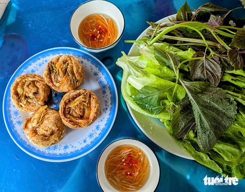Ăn bánh cống đậm hương vị Miền Tây giữa lòng Sài Gòn - Ảnh 1. Đến quán bánh cống Đại Tâm thưởng thức hương vị Miền Tây giữa lòng Sài Gòn - Ảnh 1.