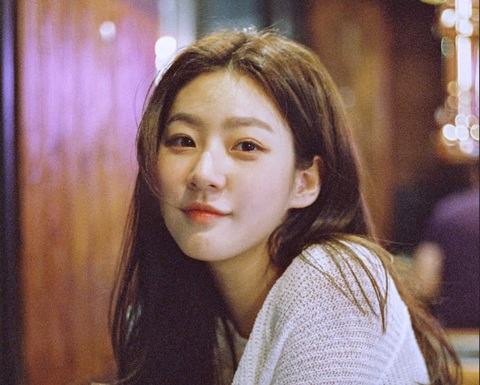 Kim Sae Ron: Từ sao nhí đình đám màn ảnh đến diễn viên bị ghẻ lạnh, sự nghiệp chìm trong ồn ào - Ảnh 5. Kim Sae Ron: Từ sao nhí đình đám màn ảnh Hàn đến diễn viên bị ghẻ lạnh, sự nghiệp chìm trong ồn ào - Ảnh 4.