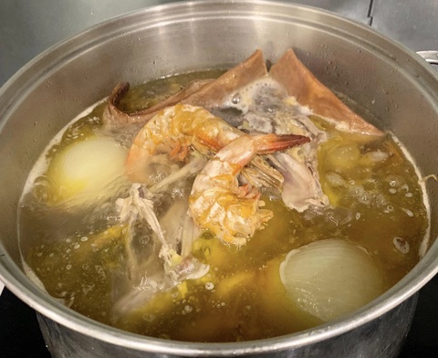 Bếp bà Hoà chỉ cách nấu bún thang chuẩn Hà Nội, chính thức hết Tết - Ảnh 8. Bếp bà Hòa chỉ cách nấu bún thang chuẩn Hà Nội, chính thức hết Tết - Ảnh 9.