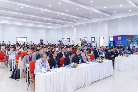 Bệnh viện Đại học Y dược Buôn Ma Thuột tổ chức hội nghị khoa học ứng dụng công nghệ trong y tế - Ảnh 2. Bệnh viện Đại học Y dược Buôn Ma Thuột tổ chức hội nghị khoa học ứng dụng công nghệ trong y tế - Ảnh 2.
