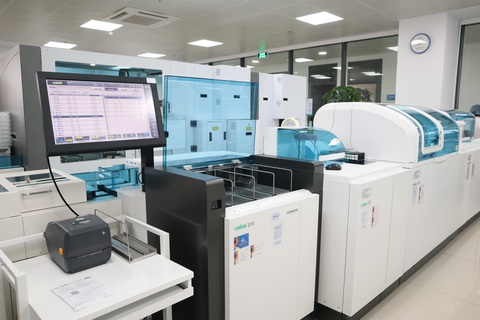 Bệnh viện Đại học Y dược Buôn Ma Thuột tổ chức hội nghị khoa học ứng dụng công nghệ trong y tế - Ảnh 4. Bệnh viện Đại học Y dược Buôn Ma Thuột tổ chức hội nghị khoa học ứng dụng công nghệ trong y tế - Ảnh 4.