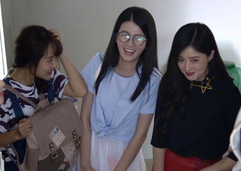 Có kết quả điều tra cái chết của Kim Sae Ron; MC Quyền Linh và con gái Lọ Lem gây tranh cãi - Ảnh 7. Có kết quả điều tra cái chết của Kim Sae Ron; MC Quyền Linh và con gái Lọ Lem gây tranh cãi - Ảnh 7.