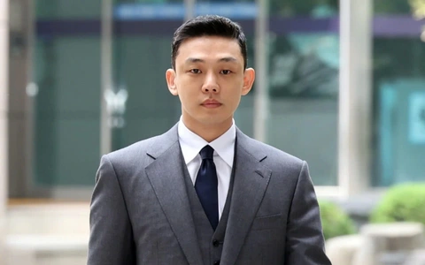 Tòa tuyên án Yoo Ah In 1 năm tù, án treo 2 năm sau loạt cáo buộc sử dụng chất cấm - Ảnh 2. 'Ảnh đế' Yoo Ah In bị tuyên 1 năm tù, 2 năm án treo vì sử dụng chất cấm - Ảnh 2.