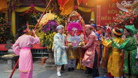 Là trung tâm thờ thờ Mẫu Thoải của người Việt, vì sao Tuyên Quang còn vắng khách? - Ảnh 3. Là trung tâm thờ thờ Mẫu Thoải của người Việt, vì sao Tuyên Quang còn vắng khách? - Ảnh 3.