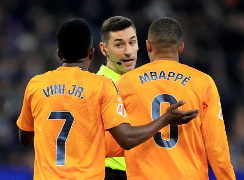 Tin tức thể thao sáng 2-2: Real Madrid ngã ngựa, Rashford sắp đến Aston Villa - Ảnh 1.