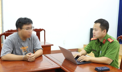 Bình Dương “bác” thông tin sinh viên bị “công an dỏm” đọc lệnh bắt - Ảnh 1. Bình Dương bác thông tin sinh viên bị 'công an dỏm' đọc lệnh bắt - Ảnh 1.