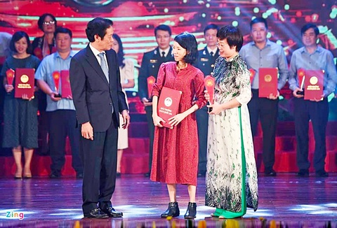 Thích sống - Kỳ cuối: Tôi là người thợ cày trên cánh đồng chữ - Ảnh 2.