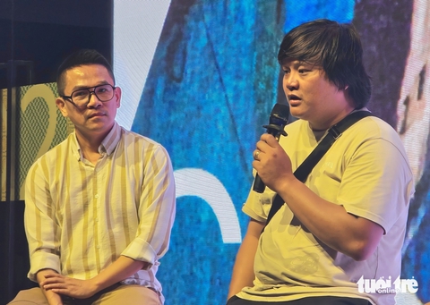 Diễn viên 'Ròm' nhớ lại lúc đóng phim đến quên mình, máu chảy ròng ròng vẫn diễn tiếp - Ảnh 3. Diễn viên 'Ròm' nhớ lại lúc đóng phim đến quên mình, máu chảy ròng ròng vẫn diễn tiếp - Ảnh 3.