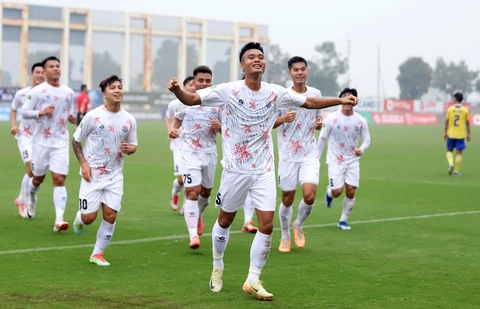 PVF-CAND thắng tối thiểu nhờ sao Việt kiều Martin Lò - Ảnh 1.