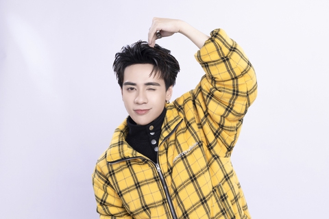 Phan Mạnh Quỳnh khen nhạc Quang Hùng MasterD dễ chạm cảm xúc - Ảnh 1. Phan Mạnh Quỳnh khen nhạc Quang Hùng MasterD dễ chạm cảm xúc - Ảnh 1.