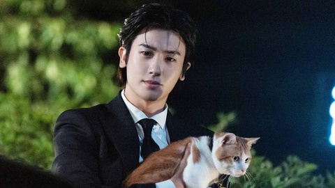 - Ảnh 2. Tiểu Long Nữ mới gây tranh cãi; Đoàn - Ảnh 2.