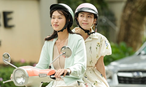 Nhà gia tiên chạm mốc 100 tỉ đồng, sắp đối đầu với phim concert Anh trai say hi - Ảnh 4. Nhà gia tiên - Ảnh 4.