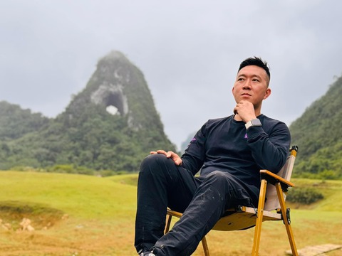 Từ diễn viên hài, YouTuber thành đạo diễn trăm tỉ - Ảnh 3. Từ diễn viên hài, YouTuber thành đạo diễn trăm tỉ - Ảnh 4.