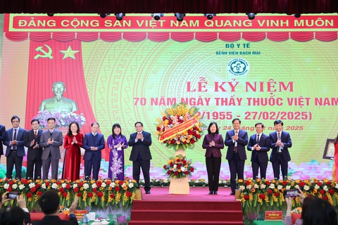 Thủ tướng mong Bệnh viện Bạch Mai sớm trở thành bệnh viện uy tín hàng đầu khu vực và thế giới - Ảnh 1. Thủ tướng Chính phủ: Bệnh viện Bạch Mai sớm trở thành bệnh viện uy tín hàng đầu khu vực và thế giới - Ảnh 1.