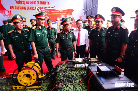 Bộ Tư lệnh TP.HCM ra quân huấn luyện năm 2025 - Ảnh 13.