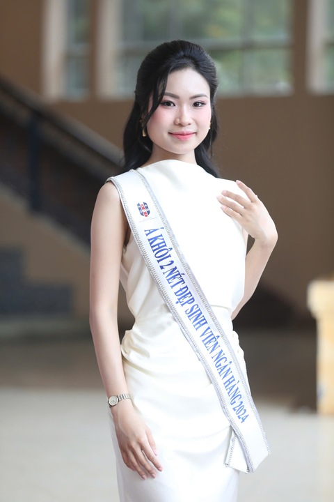 Thi Hoa hậu Việt Nam bây giờ hoặc không bao giờ - Ảnh 3. Thi Hoa hậu Việt Nam bây giờ hoặc không bao giờ - Ảnh 3.