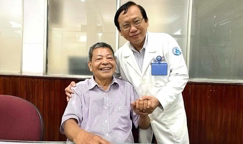50 năm tâm huyết giành lại sự sống cho bệnh nhi - Ảnh 1. 50 năm tâm huyết giành lại sự sống cho bệnh nhi - Ảnh 1.