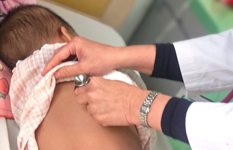 30 năm tận tụy vì bệnh nhi ung thư - Ảnh 1. 30 năm tận tụy vì bệnh nhi ung thư - Ảnh 1.