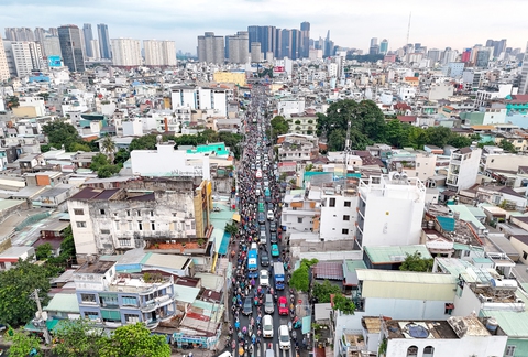 Chỉnh trang đô thị cần đi đôi an cư, lạc nghiệp - Ảnh 1. Chỉnh trang đô thị cần đi đôi an cư, lạc nghiệp - Ảnh 1.